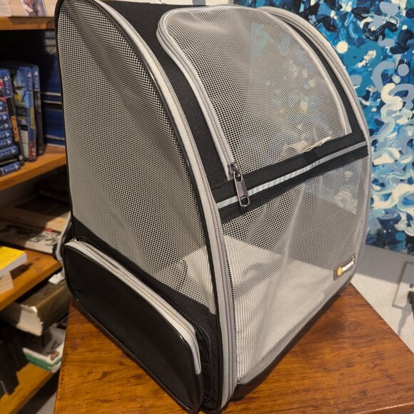 Texsens Innovative Traveler Bubble Backpack Pet Carriers (Black) - Picture 2 of 4